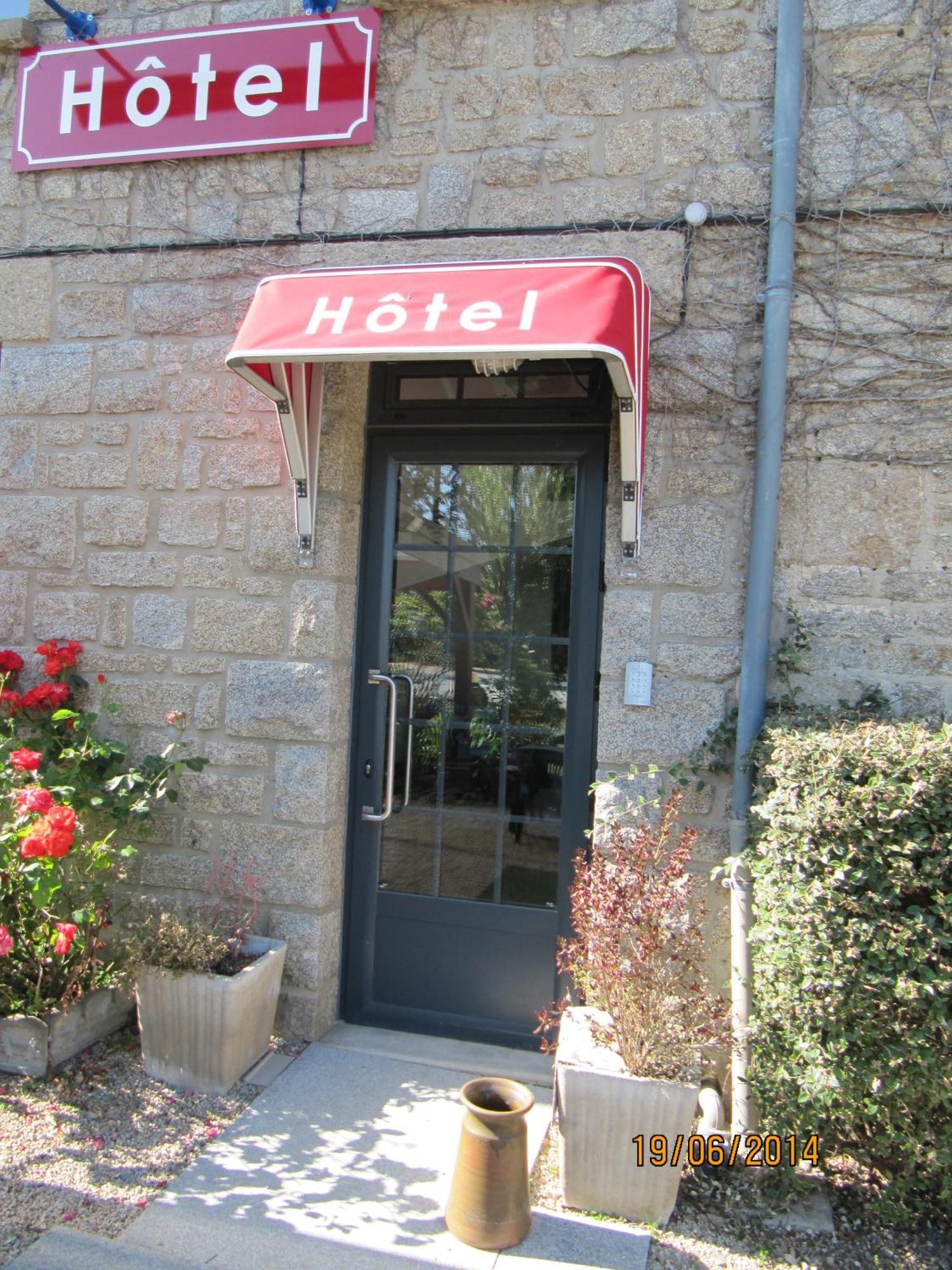 Auberge Le Guinefort Léhon Eksteriør billede